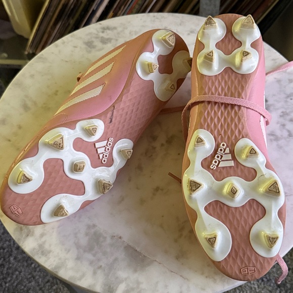 Adidas Women's Pink Cleats - Picture 6 of 7
